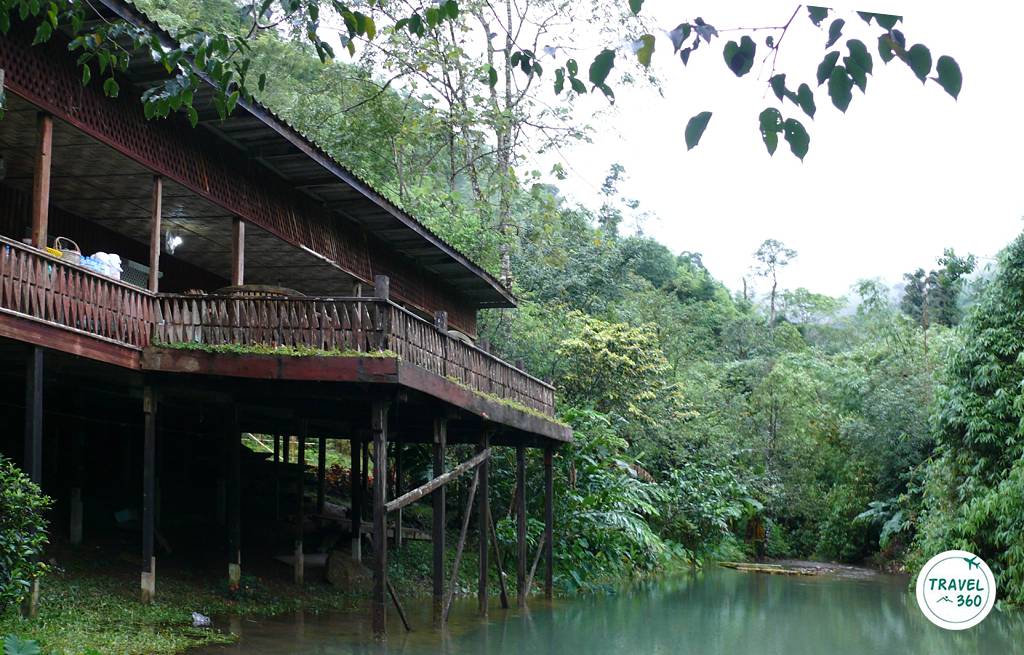 ที่พักโซนริมฝายในเหมืองแร่สมศักดิ์