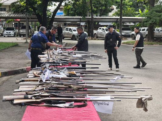 (คลิป)ระดมกวาดล้างปืนเถื่อน-ปืนออนไลน์ทั่วเมืองอุดรฯ รวบ 120 ราย ยึด 134 กระบอก กระสุน 642 นัด