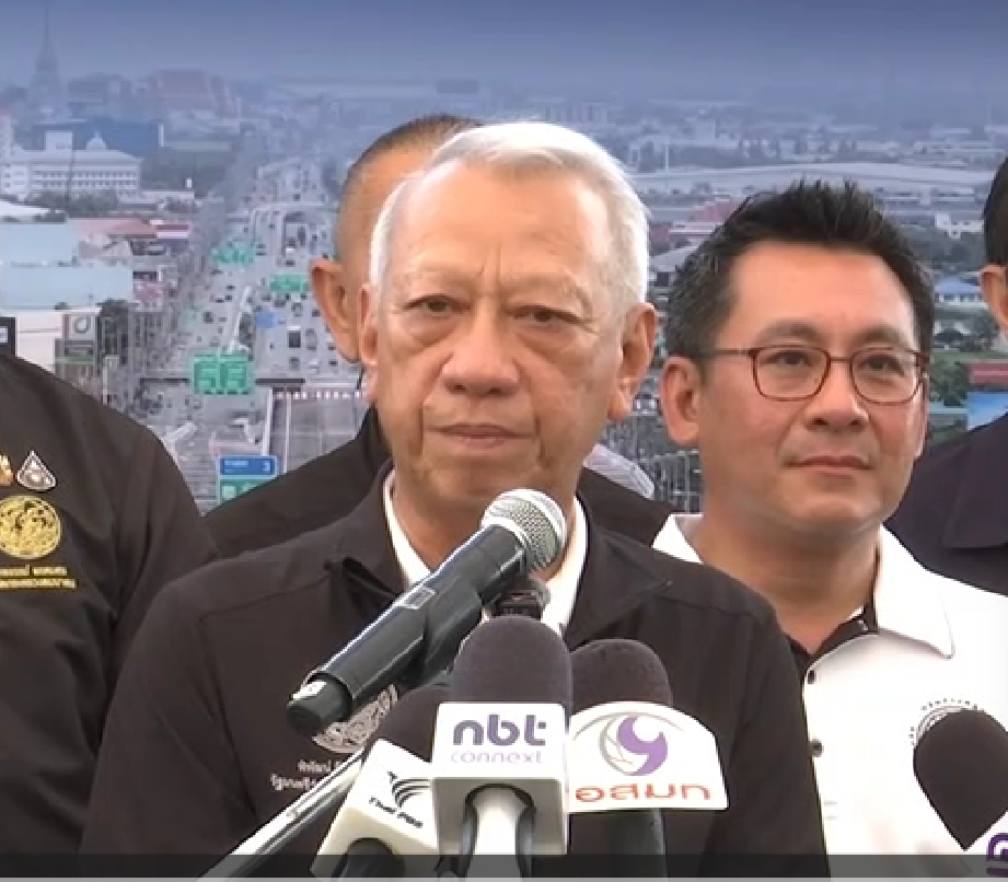 "พิพัฒน์”สั่ง รฟท.เจรจา ซี.พี. ยืดระยะส่งคืน แอร์พอร์ตลิงก์  2-3 เดือน ก่อนเปลี่ยนถ่ายให้ รฟฟท.รับช่วงเดินรถต่อ