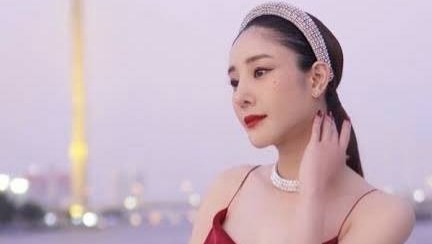 แตงโม ภัทรธิดา หรือ นิดา พัชรวีระพงษ์