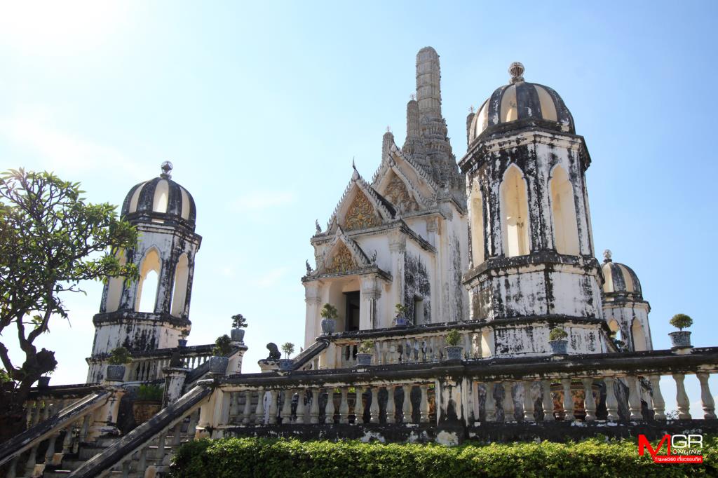 พระที่นั่งเวชยันต์วิเชียรปราสาท 