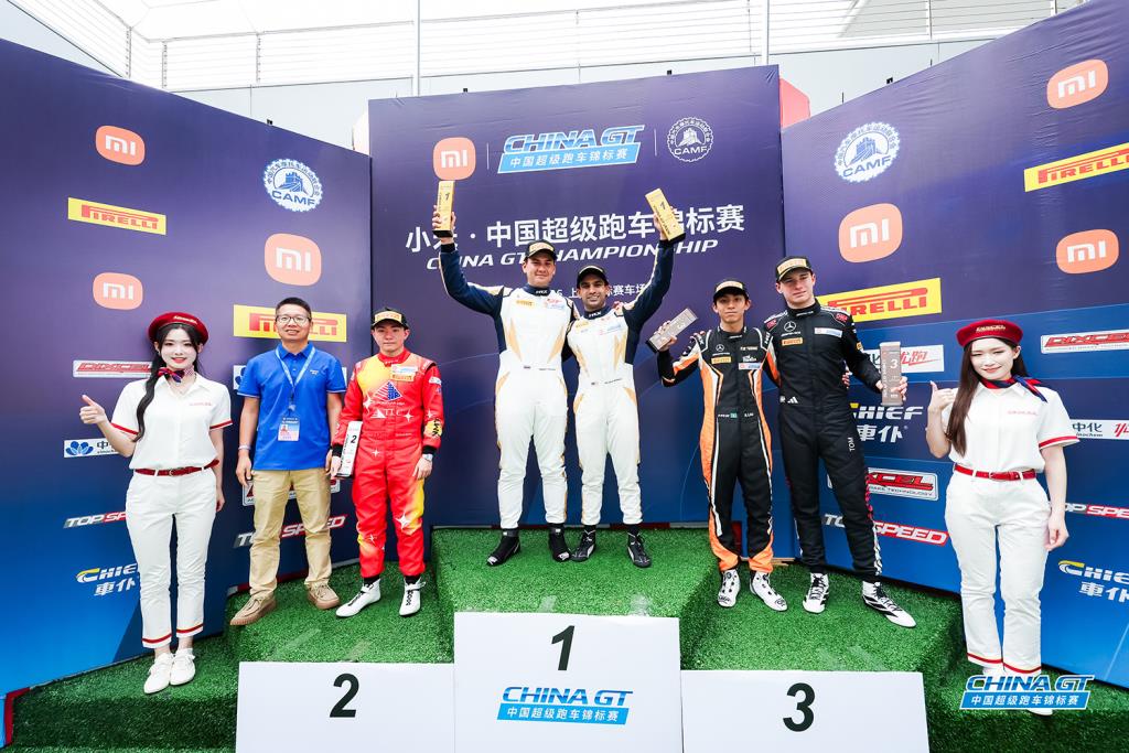 แซนดี้ เคราแก้ว สตูวิค คว้าแชมป์เรซที่ 2 สนามที่ 4 ของศึก China GT Championship 2026 ณ สนามเซี่ยงไฮ้ อินเตอร์เนชั่นแนล เซอร์กิต ประเทศจีน