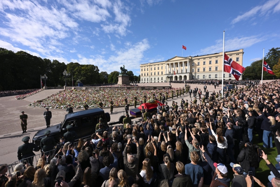 ภาพชุด พระราชพิธีพระบรมศพพระเจ้าฮารัลด์ที่ 5 แห่งนอร์เวย์