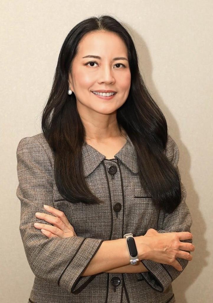 ลิซ่า งามตระกูลพานิช 