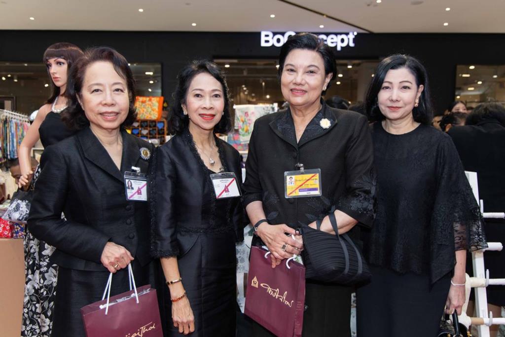 พาสินี ลิ่มอติบูลย์, เกตุวลี นภาศัพท์, หญิงอารยา พิบูลนครินทร์ และ ชฎาทิพ จูตระกูล