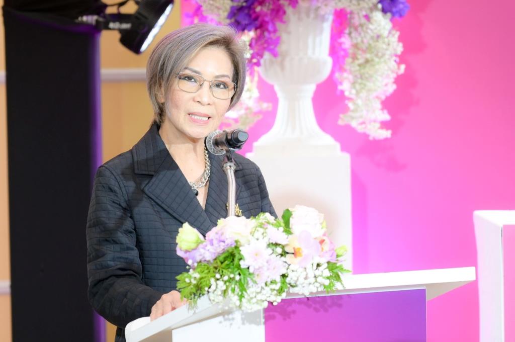  อัมพร โชติรัชสกุล กรรมการผู้จัดการใหญ่ บริษัท สยามพิวรรธน์ จำกัด