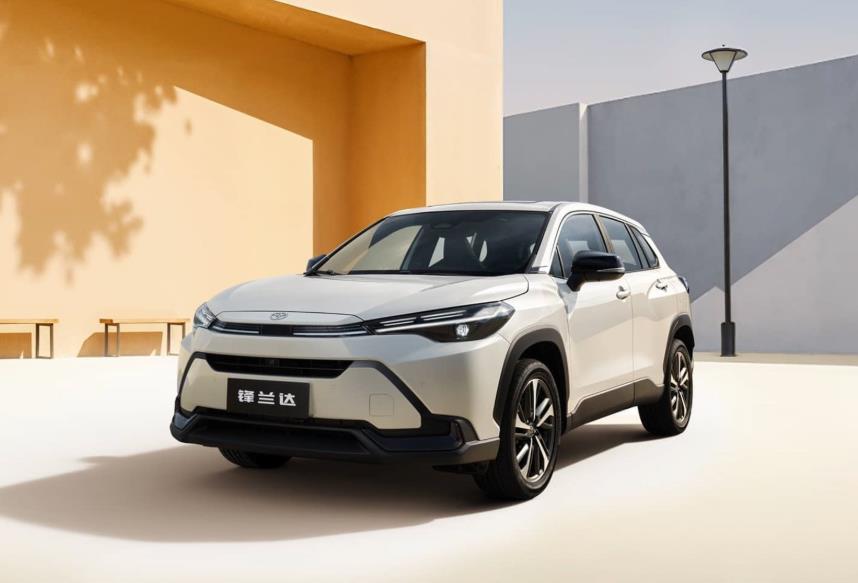 Toyota Corolla Cross ติดอันดับ 13