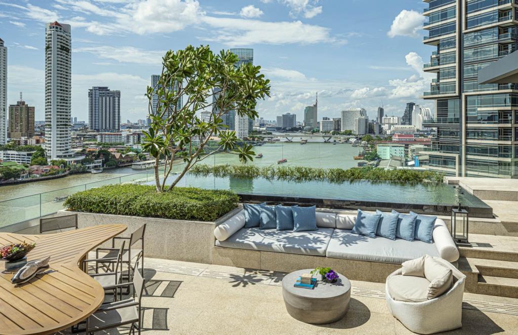 Photo: Four Seasons Bangkok at Chao Phraya River, Bangkok