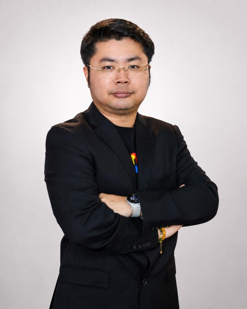  ดร. ณรงค์ทัศน์ ธัญญเวทย์ ประธานเจ้าหน้าที่บริหารฝ่ายปัญญาประดิษฐ์ บริษัท เรียล สมาร์ท จำกัด (มหาชน) 