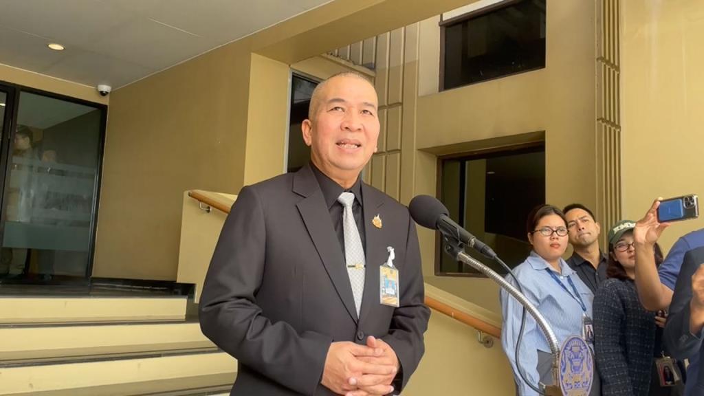 พล.ต.ท.รุทธพล เนาวรัตน์