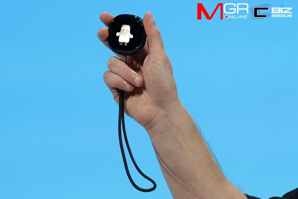 อุปกรณ์ AI พกพาขนาดเล็ก เมต้าชาร์ม (Meta Charm) 