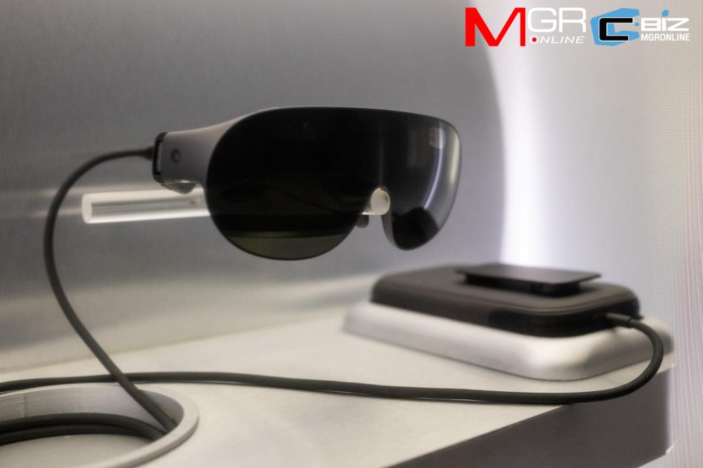 ด้านข้างของแว่น Meta VR Glasses 
