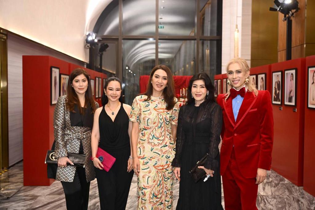 ภัทรียา ณ นคร,ฉัตรเบญจา นันทาภิวัฒน์,ฟา เบเนเดทตี้ ,นลินี วรวงศ์วสุและปิยะรัฐ กัลย์จาฤก