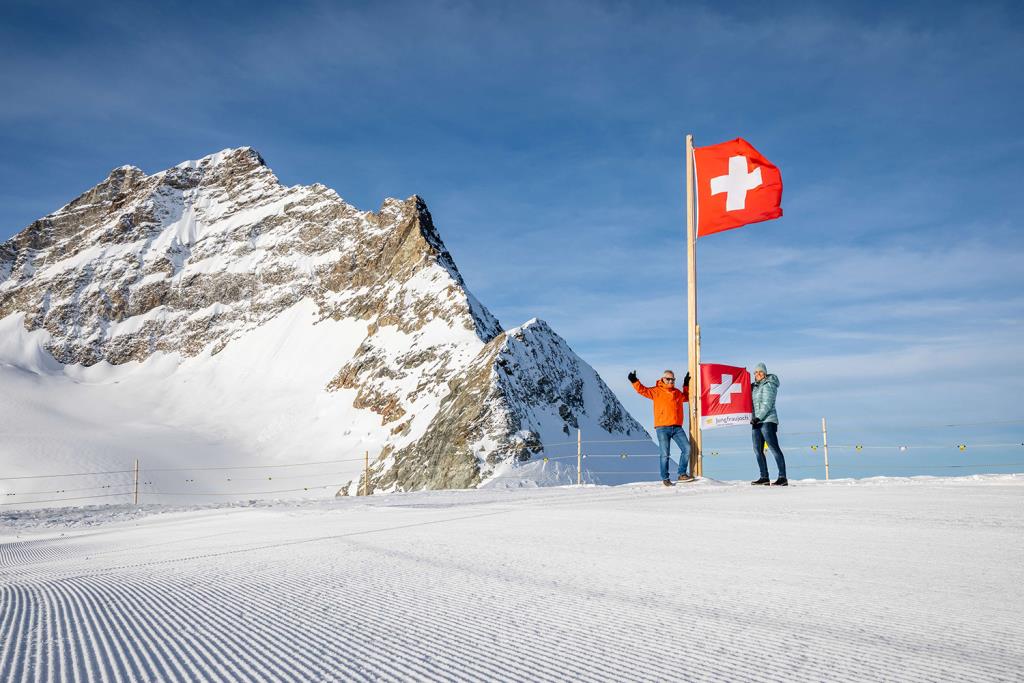 ยุงเฟรายอค Top of Europe (ภาพจาก www.jungfrau.ch)