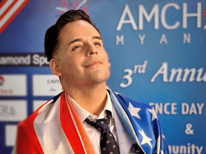นาย Adam Michael Castillo อดีตประธานบริหาร AMCHAM Myanmar ที่เพิ่งถูกเนรเทศออกจากเมียนมา เมื่อวันที่ 16 กันยายน 2569 (ภาพจากสำนักข่าว DVB)