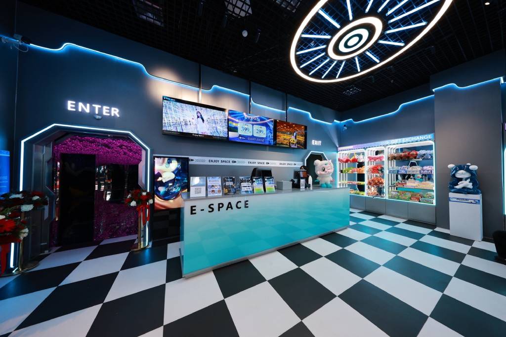 ENJOY SPACE ฟิวเจอร์พาร์ค รังสิต