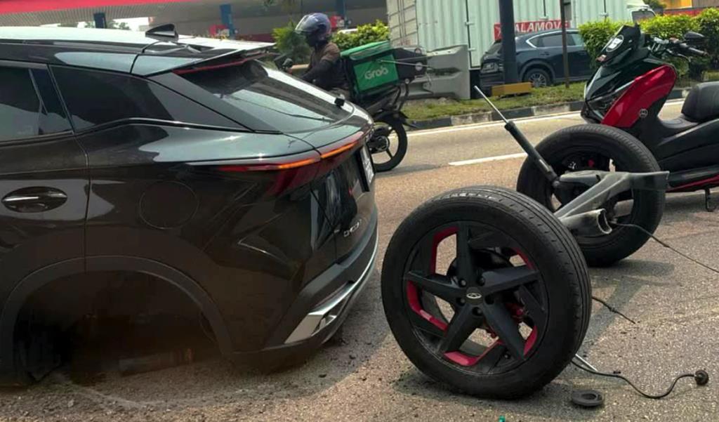 ชุดช่วงล่างและล้อหลังของ Omoda 5 หลุดออกจากตัวรถ เครดิต: Panggil Aku Naz