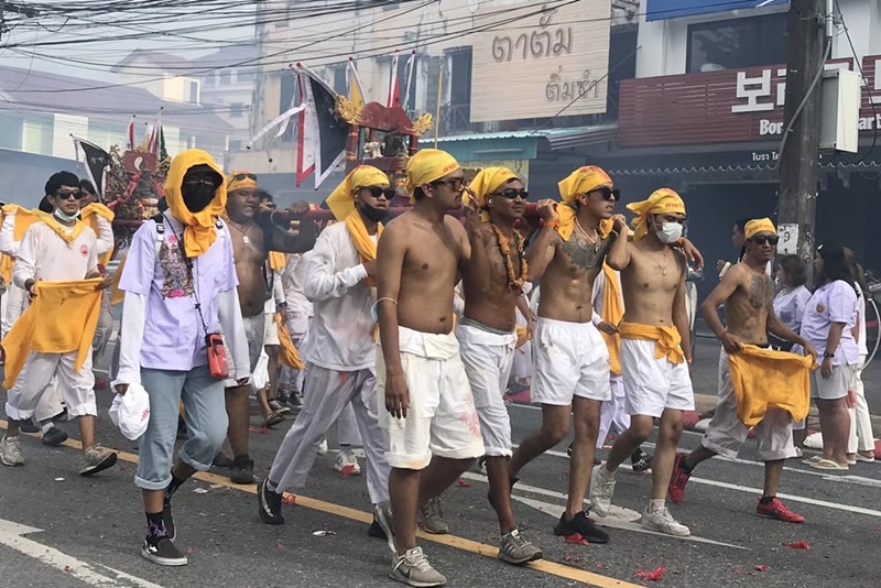 พิธีอิ้วเก้ง หรือ พิธีแห่พระรอบเมือง 