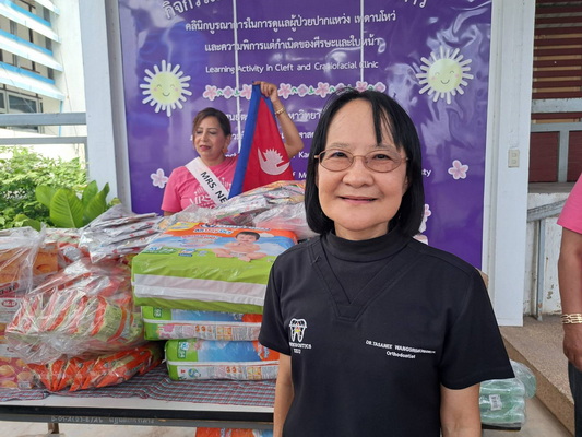 รศ.ดร.ทพญ.ทัศนีย์ วังศรีมงคล รองประธานกรรมการ มูลนิธิตะวันฉาย