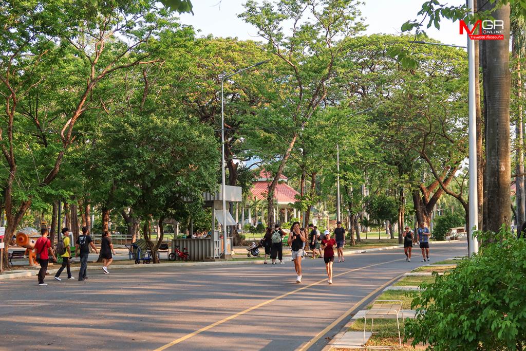 เดินวิ่งที่สวนลุมพินี