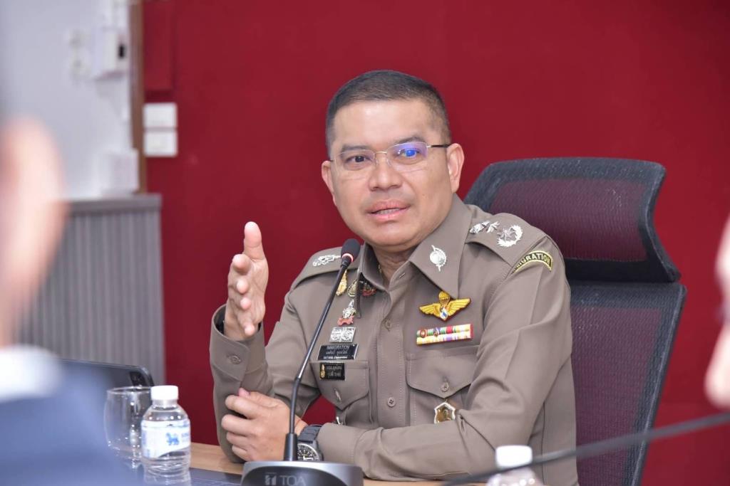 พล.ต.ท.นพศิลป์ พูลสวัสดิ์ ผบช.สตม.