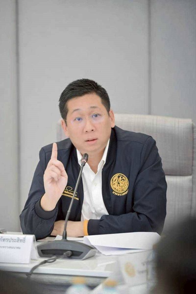 นายภัทรพงศ์ ภัทรประสิทธิ์ รัฐมนตรีช่วยว่าการกระทรวงคมนาคม