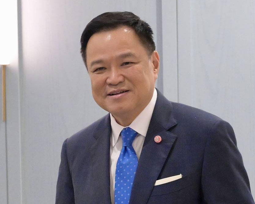 อนุทิน ชาญวีรกูล