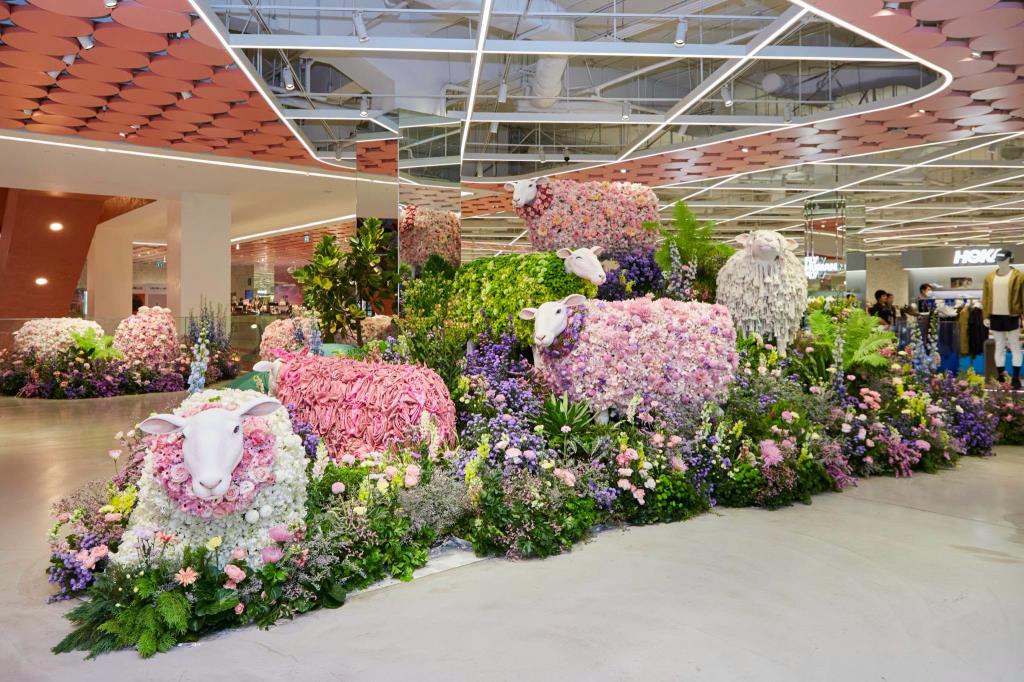 ภาพ: Central Department Store