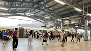 รถไฟฟ้า&rdquo;ชมพู-เหลือง&rdquo;ยอดผู้โดยสารเพิ่มโตเนื่อง ขร.หารือ ADB  ชูนโยบายตั๋วร่วมเริ่ม ม.ค. 70