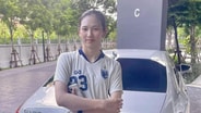 ความสำเร็จจากหยาดเหงื่อ ดาวตบสาว &ldquo;ยูฟ่า-ดลพร&rdquo; ถอยรถเบนซ์คันงาม พร้อมฝากตัวเป็นมือใหม่หัดขับ