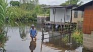 อุบลฯต้องอพยพหนีแม่น้ำมูลเอ่อท่วมแล้ว 3 ครอบครัวหลังฝนตกหนัก