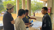 กฟผ.เขื่อนศรีนครินทร์ลงพื้นที่แจ้งปรับแผนระบายน้ำ เตือนชาวบ้านริมแควใหญ่เตรียมรับมือ