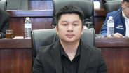 ด่วน!ผู้ว่าฯกาฬสินธุ์สั่งปลด 2 สจ.กลุ่มวัยรุ่นสร้างตัวขาดประชุมสภา 5 ครั้งติด ข้ามเที่ยวลาวไม่ขออนุญาต