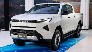 เปิดราคาทางการ Toyota Hilux TRAVO-e กระบะไฟฟ้าล้วน เคาะ 1,491,000 บาท