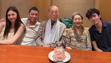 ก้อง เวชชาชีวะ เบิร์ธเดย์ 59 ปี กับลูกๆ