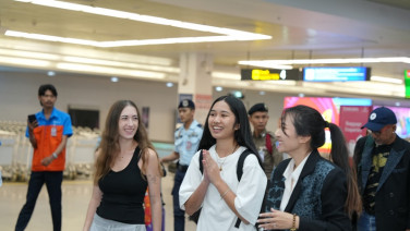 เนเน่ เปิดใจหลังกลับถึงภูเก็ต อยากกลับไปเรียนแล้ว พร้อมขอทุกคนช่วยเชียร์ในรอบชิง ยันได้เห็นเล่นร่วมกับวง โอโซน แน่