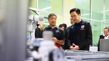 “ยศชนัน” ตรวจเยี่ยม มทร.ศรีวิชัย ชู “ศูนย์น้ำฯ-ศูนย์หุ่นยนต์” นำเทคโนโลยีวิศวกรรมช่วยชุมชน