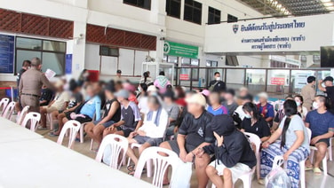 ลาวส่งกลับอีกเกือบร้อย!ทั้งไทยหนีเข้าเมือง-สแกมเมอร์ พบมีหมายจับสารพัดคดีติดตัว 15 ราย