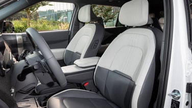 Kia ทำยอดขายสูงสุดในสหรัฐฯ พร้อมส่ง EV3 ราคาเริ่มไม่ถึง 30,000 ดอลลาร์ลงตลาด