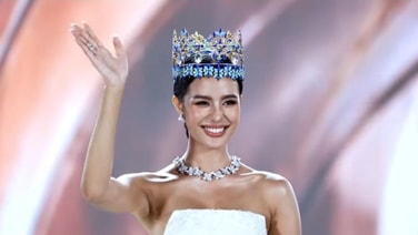 ลุคอำลาตำแหน่งของ โอปอล สุชาตา ผลงานแบรนด์ SIRIVANNAVARI