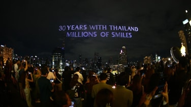วัตสัน ฉลอง 30 ปีกลางเจ้าพระยา! ยกทัพโดรนเนรมิตท้องฟ้าสุดยิ่งใหญ่