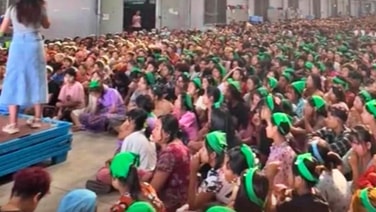 คนงานพม่าช็อก! โรงงานประกาศปิดกิจการ ทำกว่า 3 พันชีวิตเคว้ง หลังแบรนด์ดังถอนออร์เดอร์เซ่นรัฐประหาร