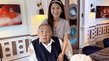 "ผึ้ง มธุนาฏ" เพิ่งรู้ว่า  "คุณปู่กอบชัย ซอโสตถิกุล" เป็น กก.มูลนิธิป่อเต็กตึ๊งครบ 50 ปี