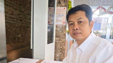 เลขา ครป.เผย เซ็นต์เอกสารจนมือหงิก 5,000 หน้า แต่ปวดใจศาล รธน.ไม่รับคำร้อง ทั้งเรื่อง ใส่บาร์โค้ดบนบัตรเลือกตั้ง-ปมประธาน กสทช.กอดเก้าอี้แน่น!