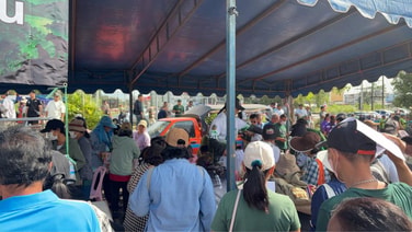 แน่นหน้าศาลากลางจันทบุรี! มวลชนจากทั่วสารทิศแห่สมทบ ประกาศจุดยืนค้าน “อ่างเก็บน้ำคลองวังโตนด”