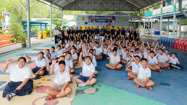 JR ส่งมอบความสุขให้น้องๆ โรงเรียนบ้านสีล้ง จ.ฉะเชิงเทรา