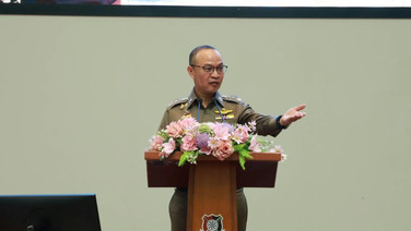 “พล.ต.ท.ไตรรงค์” ติวเข้ม นรต. 585 นาย ย้ำซื่อสัตย์ กล้าทำสิ่งถูกต้อง พร้อมดูแลประชาชนตั้งแต่วันแรก