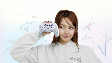 Lisa x PlayStation คอนโทรลเลอร์ไร้สาย DualSense – Lisa Limited Edition พร้อมกันตุลาคมนี้