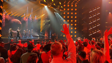 ลุ้นระทึก! คนไทยร่วมเชียร์ “เนเน่ รอยัล” เด็กภูเก็ตบนเวที AGT