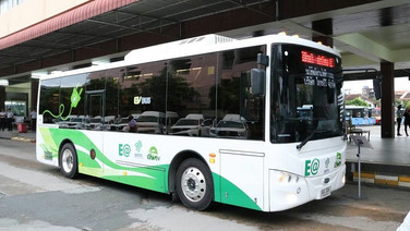 สนข.ตั้งงบปี 70 ศึกษาผุด EV Bus ใน 11 หัวเมืองภูมิภาค หนุนหน่วยงานท้องถิ่นเป็นเจ้าของ จ้างเอกชนเดินรถ